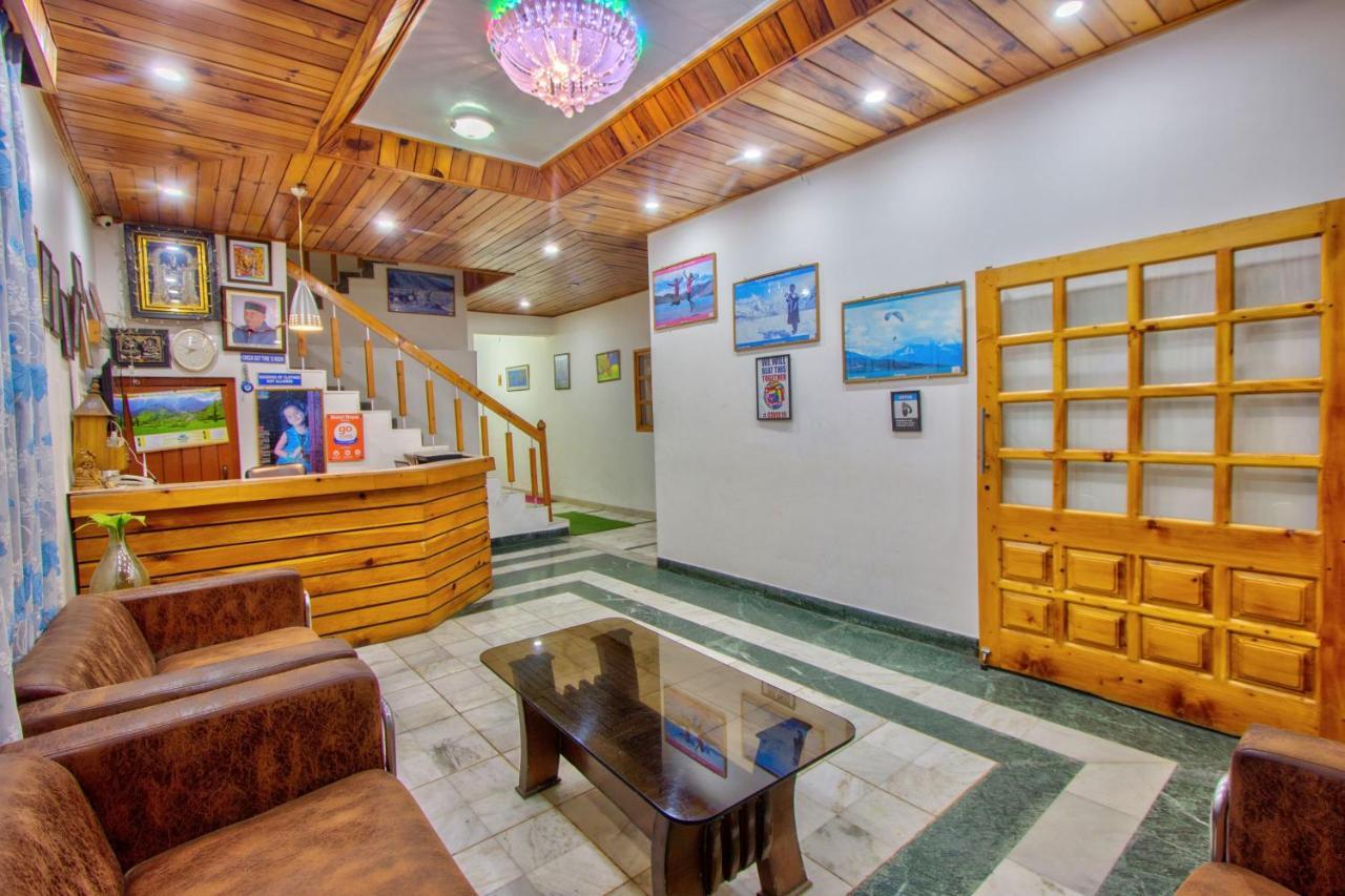 Hotel Royal Manali Kültér fotó