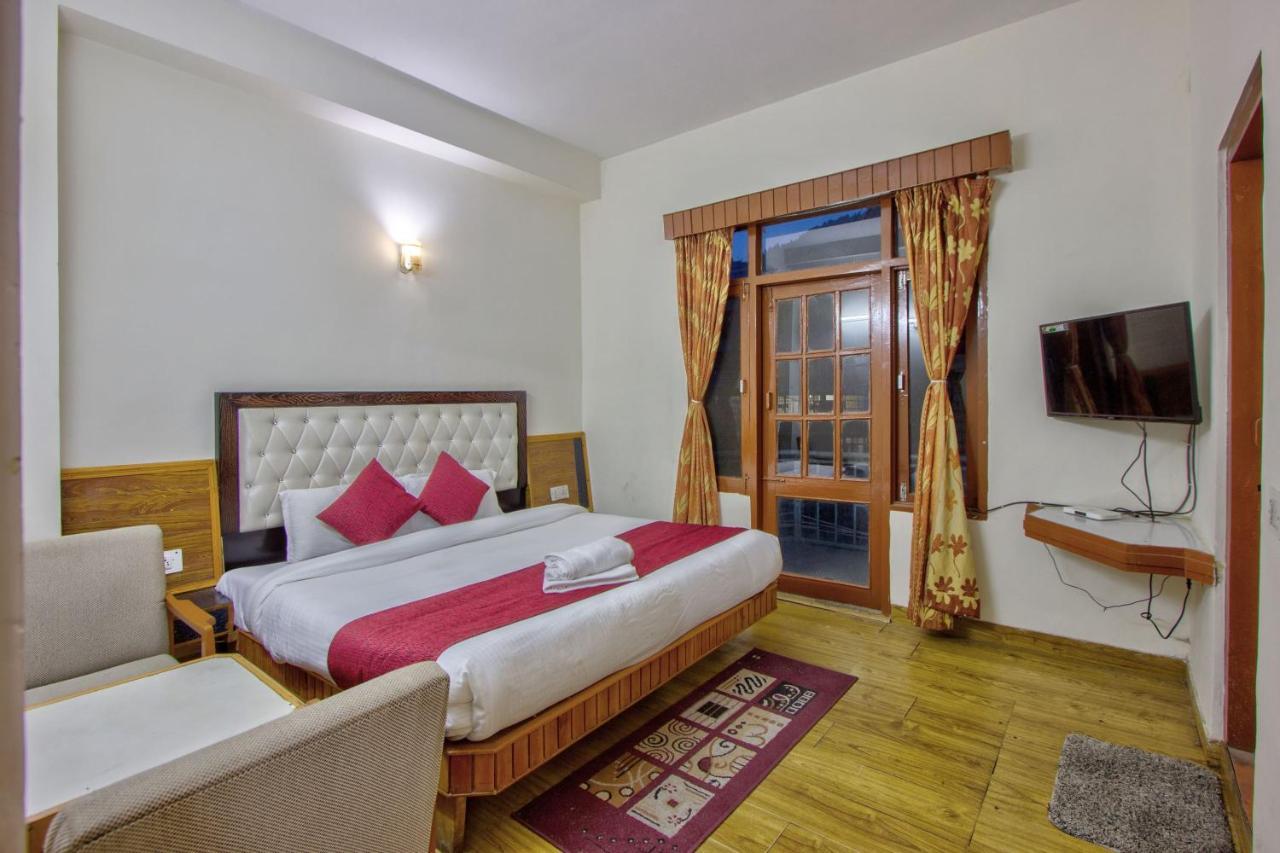 Hotel Royal Manali Kültér fotó