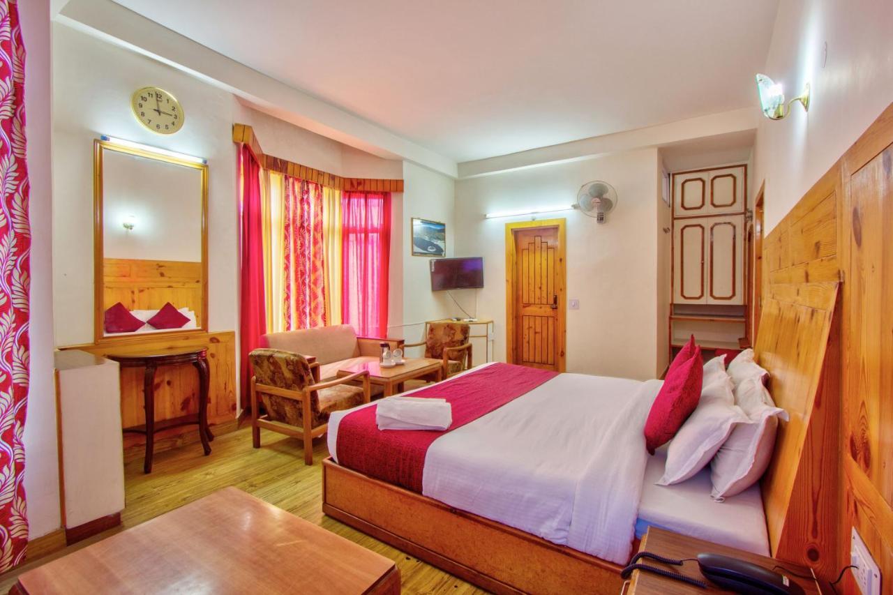 Hotel Royal Manali Kültér fotó