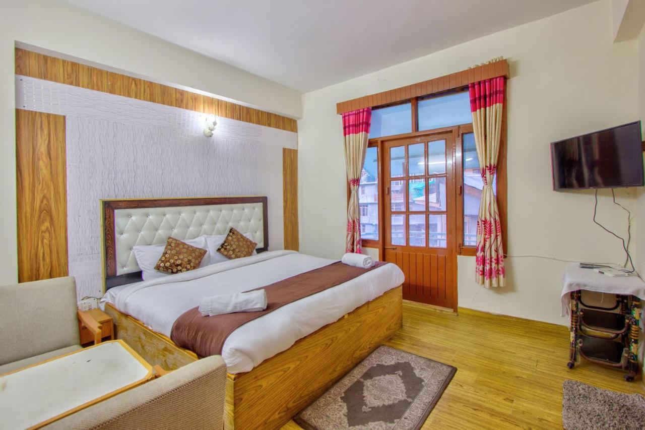 Hotel Royal Manali Kültér fotó