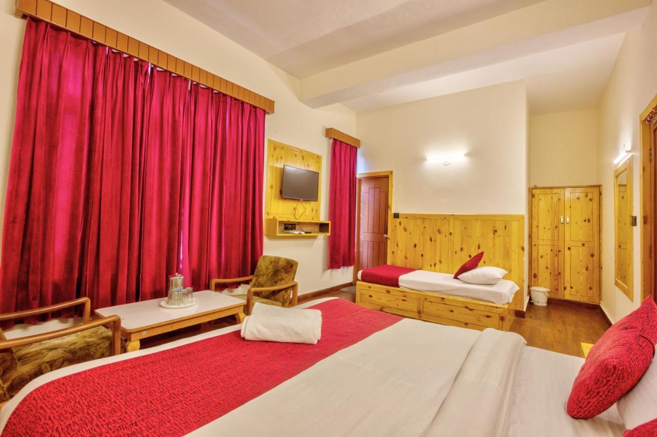 Hotel Royal Manali Kültér fotó