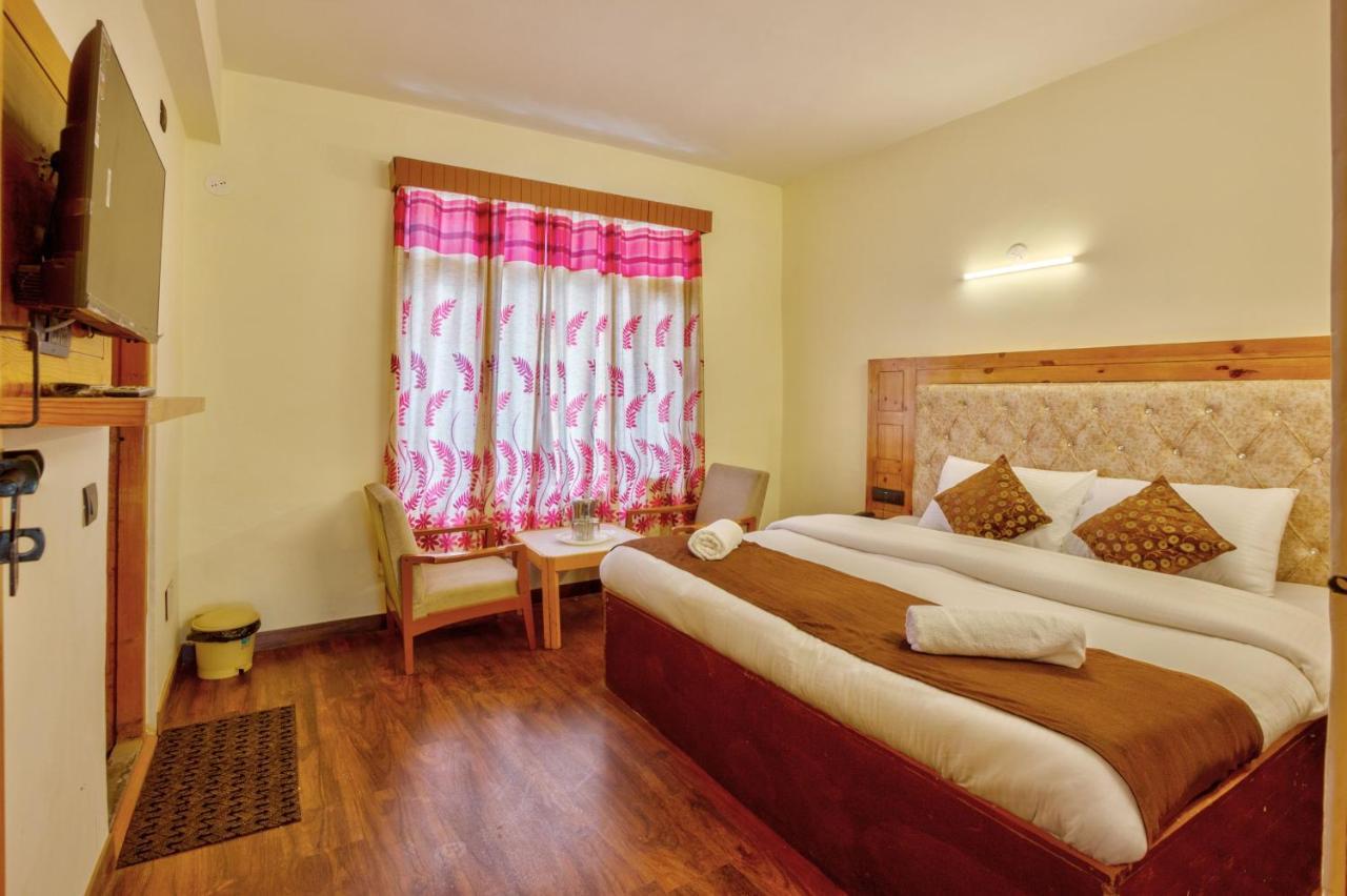 Hotel Royal Manali Kültér fotó